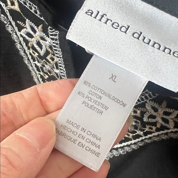 Alfred Dunner Black Embroidered Blouse - Picture 7 of 8